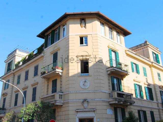 Appartamento in affitto di 78 m² in Via Felice Cavallotti, 24