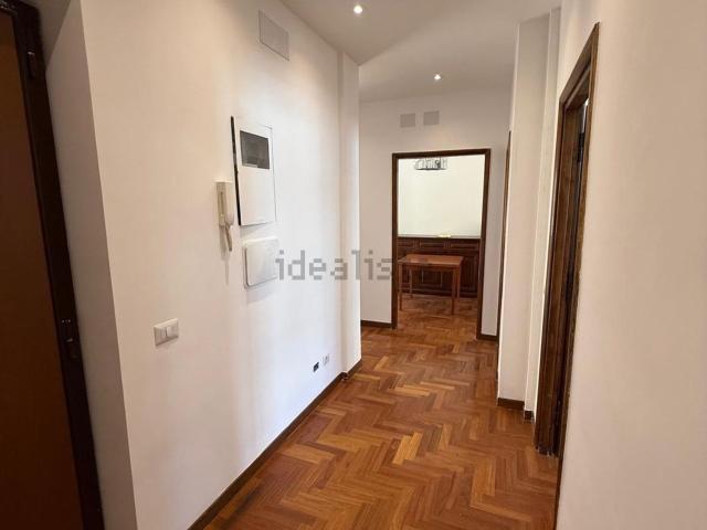 Appartamento in affitto di 78 m² in Via Guido Reni
