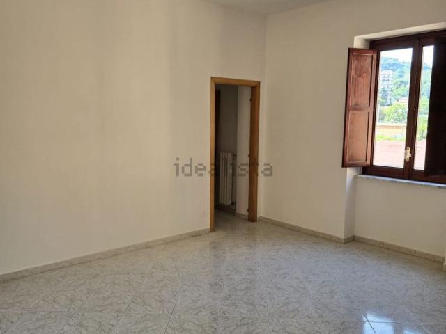 Appartamento in affitto di 78 m² in Via Pepe Guglielmo, 12