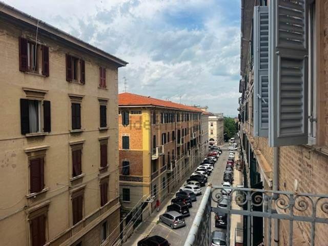 Appartamento in affitto di 79 m² in Via Terenzio Frediani