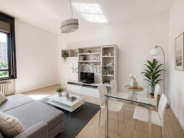 Appartamento in affitto di 79 m² in Via della Moscova