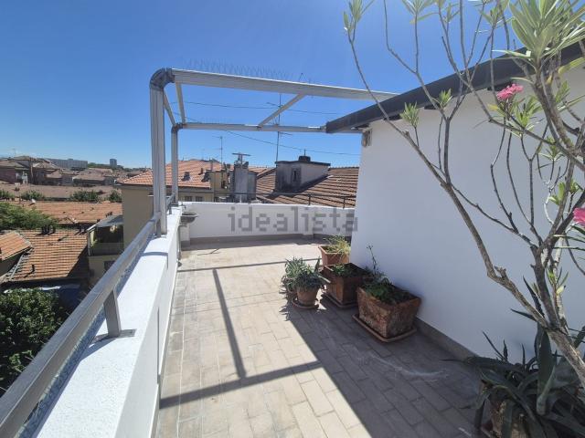 Appartamento in affitto di 79 m² in Via Mario Pichi, 5