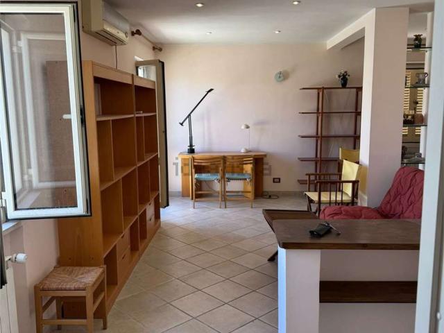 Appartamento in affitto di 79 m² in Via Olindo Malagodi