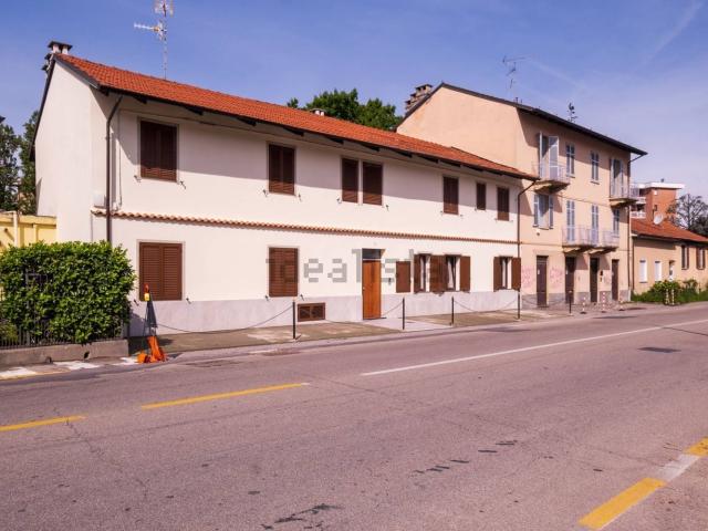 Appartamento in affitto di 83 m² in Strada Torino, 59