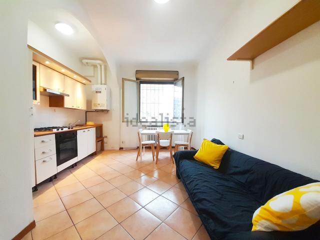 Appartamento in affitto di 83 m² in Via Avancinio Avancini, 6