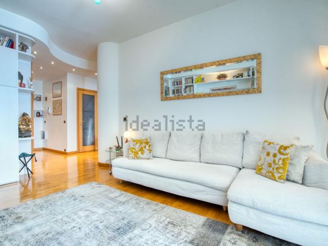 Appartamento in affitto di 83 m² in Via Bonfadini, 111