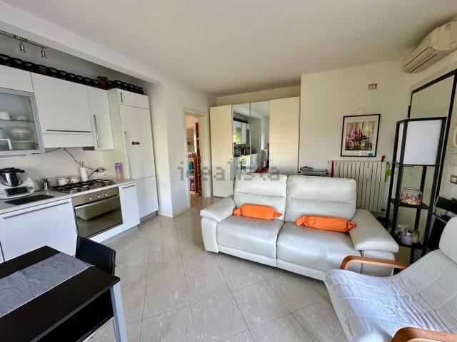 Appartamento in affitto di 83 m² in Via Bologna