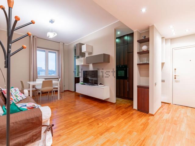 Appartamento in affitto di 83 m² in Via Cardinale Mezzofanti, 1
