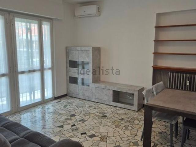 Appartamento in affitto di 83 m² in Via Giancarlo Sismondi, 53