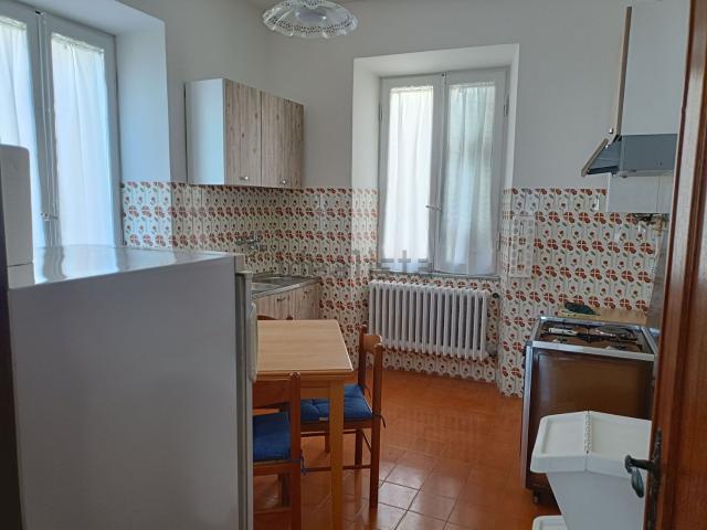 Appartamento in affitto di 83 m² in Via Santa Maria in Volturno