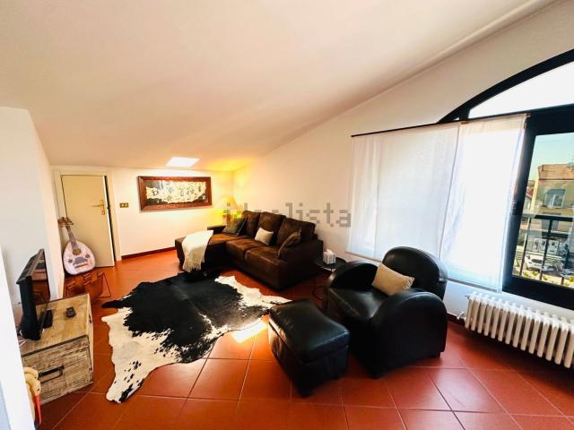 Appartamento in affitto di 83 m²