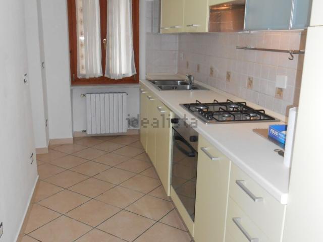 Appartamento in affitto di 80 m² in Frazione PONZONE, 150