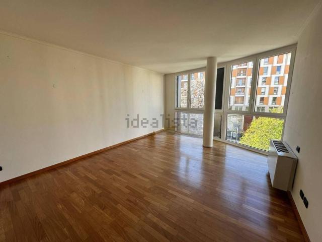 Appartamento in affitto di 80 m² in Largo la Foppa