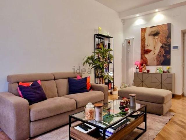 Appartamento in affitto di 80 m² in Piazza Zama, 1