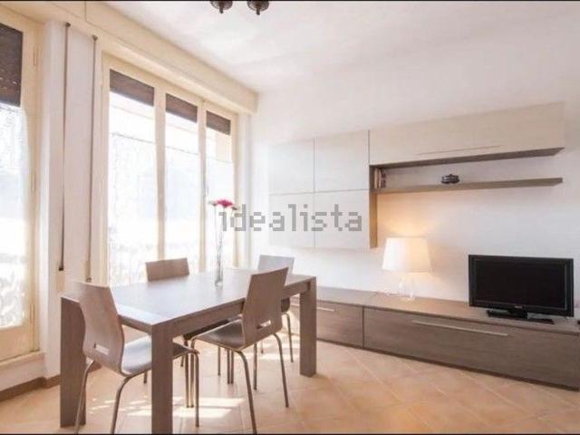 Appartamento in affitto di 80 m² in Strada Statale 1, 14