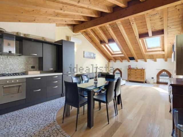 Appartamento in affitto di 80 m² in Vicolo Tomacelli, 7
