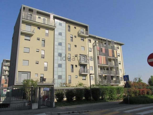 Appartamento in affitto di 80 m² in Via TRENTO, 43