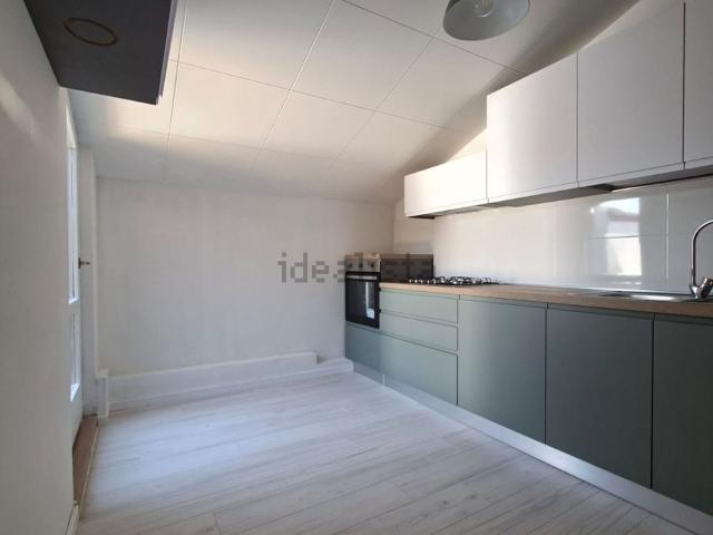 Appartamento in affitto di 80 m² in Via Trento Trieste