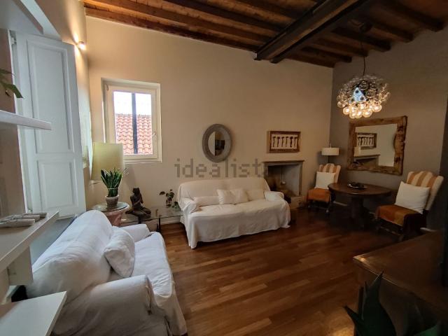 Appartamento in affitto di 80 m² in Via Vigevano, 33