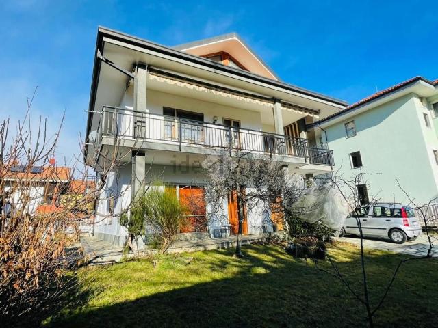 Appartamento in affitto di 80 m² in Via Vittorio Veneto, 21