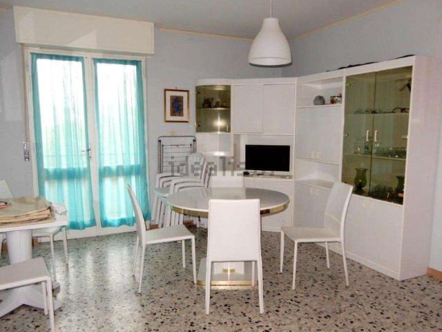 Appartamento in affitto di 80 m² in Via A. Vespucci, 13