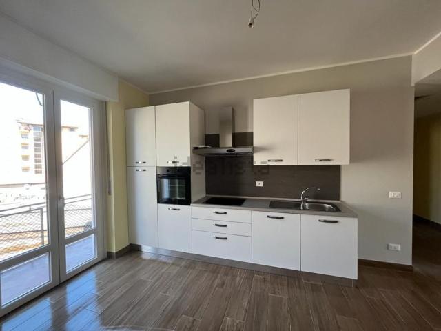 Appartamento in affitto di 80 m² in Via Adige, 10
