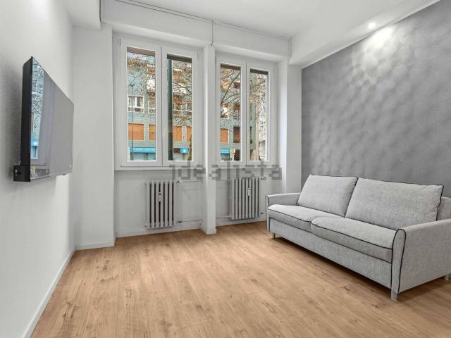 Appartamento in affitto di 80 m² in Via Alfonso Capecelatro, 5