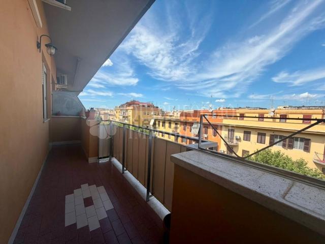 Appartamento in affitto di 80 m² in Via Antonio Baldissera, 66