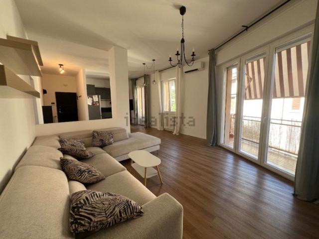 Appartamento in affitto di 80 m² in Via Bacchi della Lega Alberto