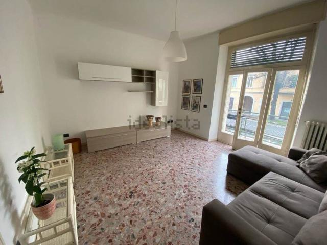 Appartamento in affitto di 80 m² in Via Benacense