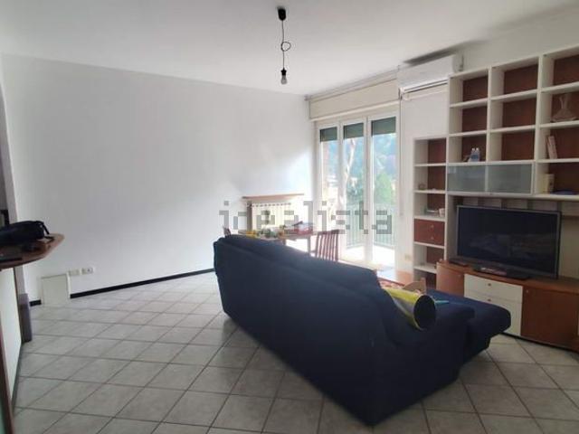 Appartamento in affitto di 80 m² in Via Bellinzona, 102