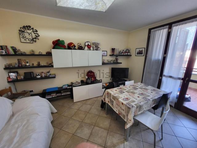 Appartamento in affitto di 80 m² in Via Berti Gina
