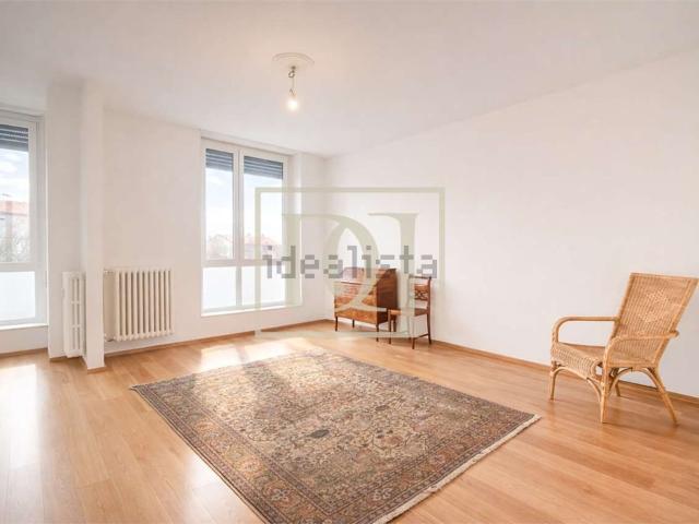 Appartamento in affitto di 80 m² in Via Cadore, 21