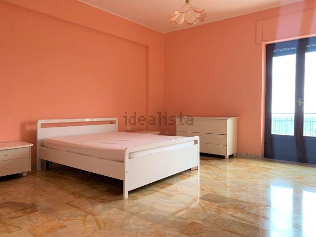 Appartamento in affitto di 80 m² in Via Carlo V, 153