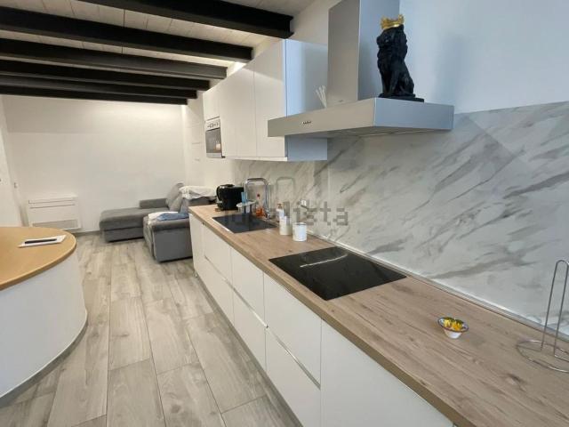 Appartamento in affitto di 80 m² in Via Carlo Bazzi, 49