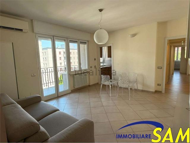 Appartamento in affitto di 80 m² in Via Cervignano, 1