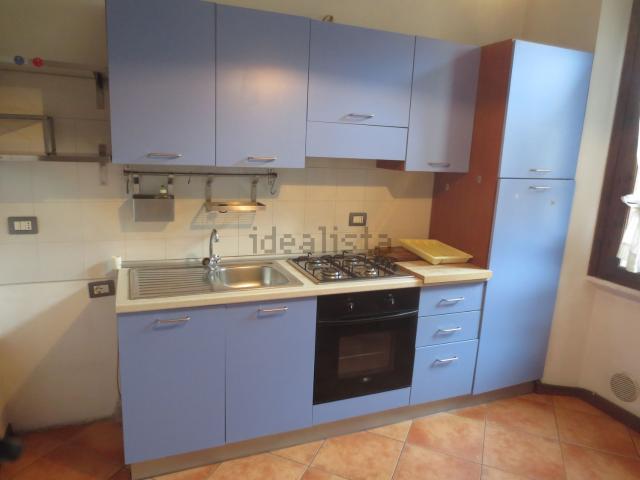 Appartamento in affitto di 80 m² in Via Ciro Menotti, 4