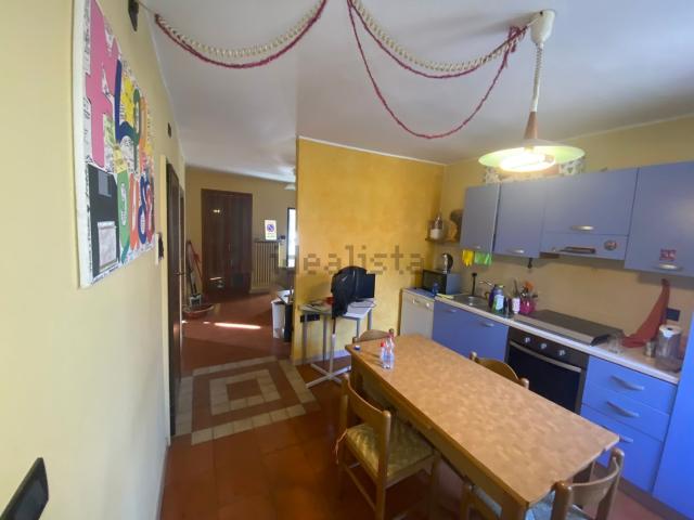 Appartamento in affitto di 80 m² in Via Croce Bianca, 26