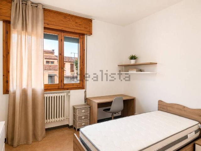 Appartamento in affitto di 80 m² in Via dei Baluardi
