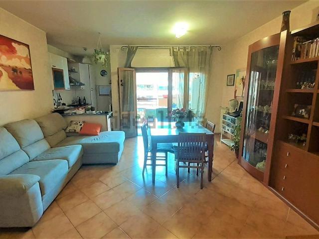 Appartamento in affitto di 80 m² in Via dei Girasoli, 58