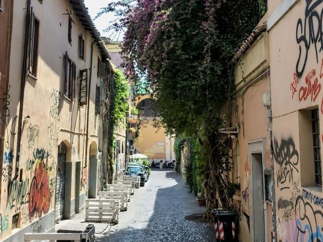 Appartamento in affitto di 80 m² in Via dei Fienaroli