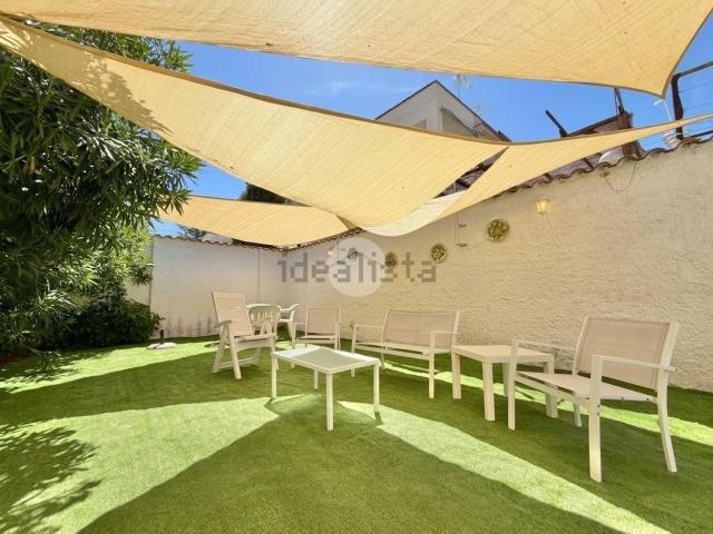 Appartamento in affitto di 80 m² in Via del Mare, 496