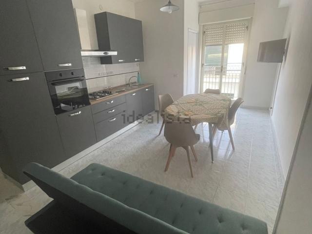 Appartamento in affitto di 80 m² in Via del Mare, 1
