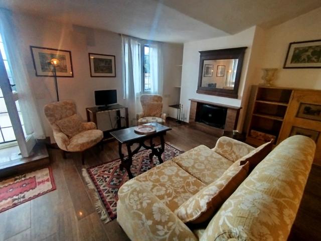 Appartamento in affitto di 80 m² in Via del Mirto