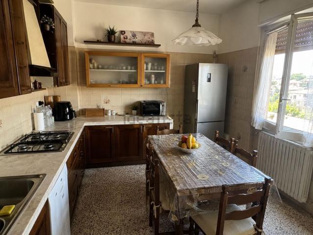 Appartamento in affitto di 80 m² in Via del Pioppo