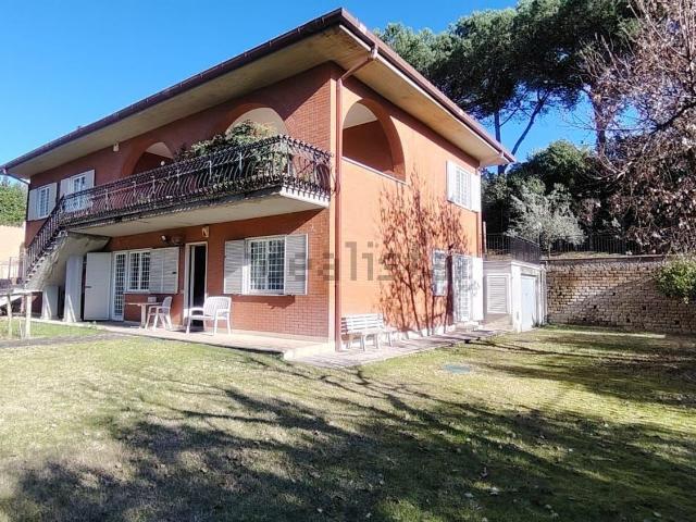 Appartamento in affitto di 80 m² in Via di Valle della Muletta, 2