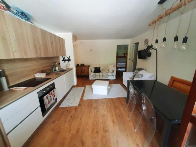 Appartamento in affitto di 80 m² in Via Dolmaire, 21