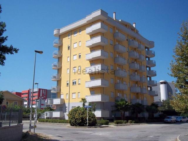 Appartamento in affitto di 80 m² in Via E. Maiorana, 13