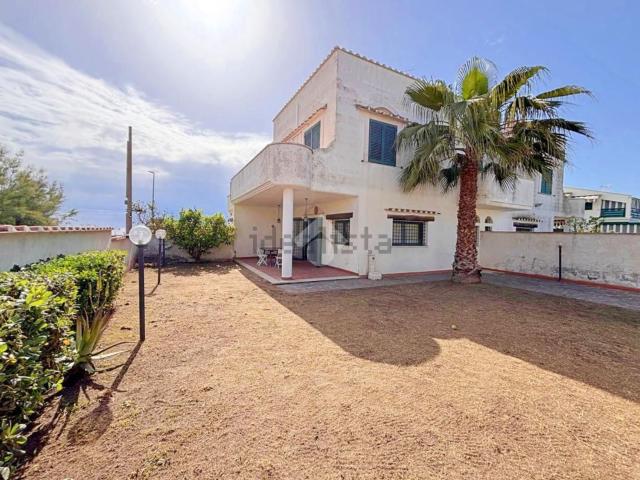 Appartamento in affitto di 80 m² in Via Erato