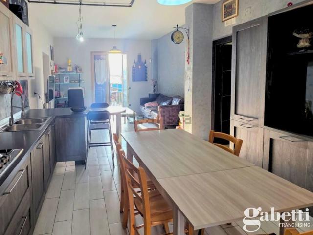 Appartamento in affitto di 80 m² in Via Eugenio Montale
